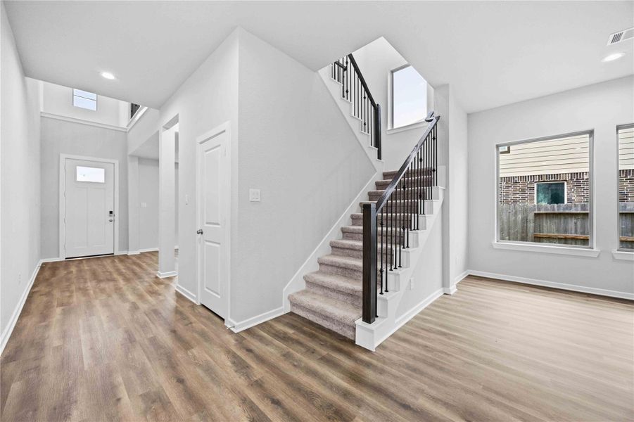 Spacious, unfurnished interior of a new home in Lago Mar  50'  &  55', Texas City (Image 30).