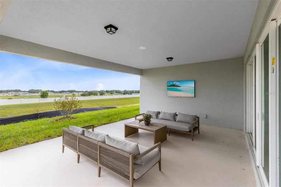 Exterior details and patio area of a home in Hartford Terrace, Davenport (Image 2). Exterior details and patio area of a home in Hartford Terrace, Davenport (Image 2).