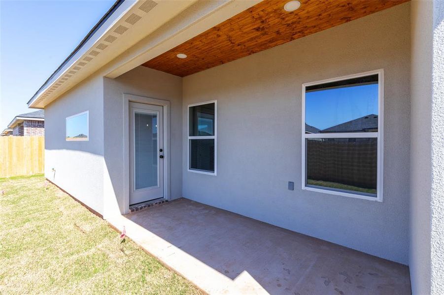 Exterior details and patio area of a home in , Abilene (Image 20).
