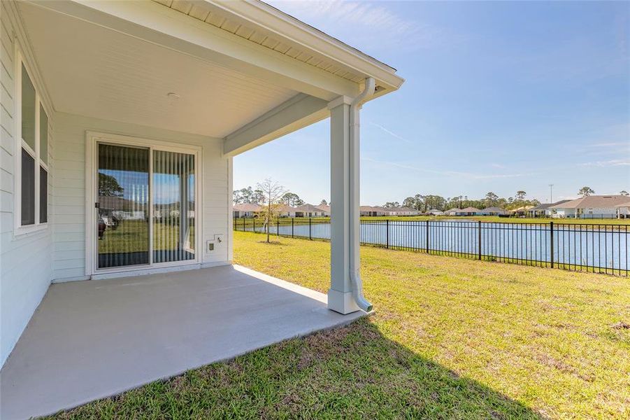 Exterior details and patio area of a home in , Flagler Beach (Image 4).