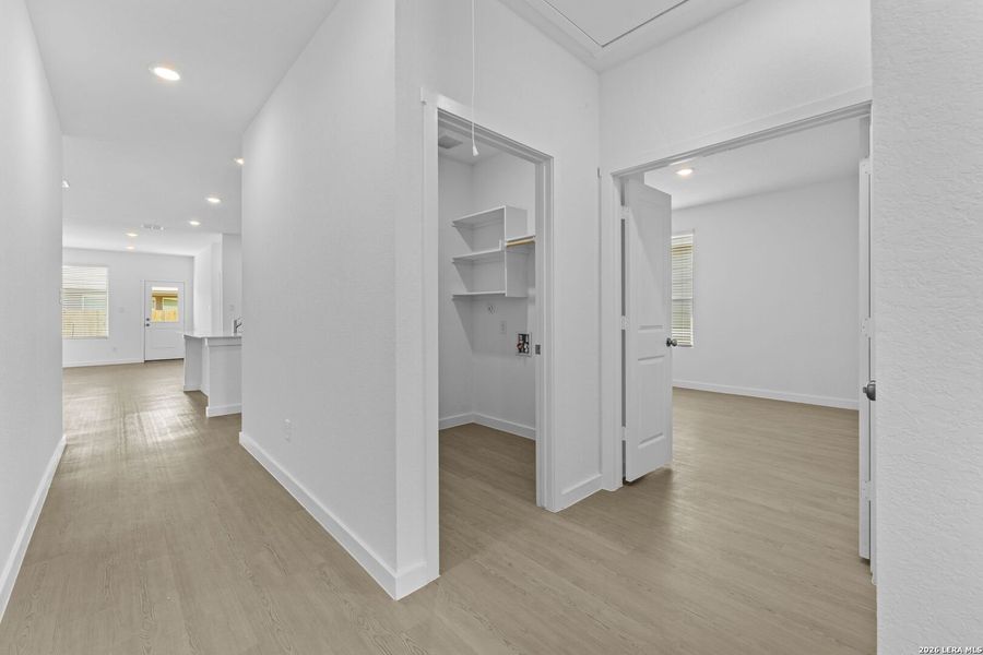Spacious, unfurnished interior of a new home in Hightop Ridge, Converse (Image 16).
