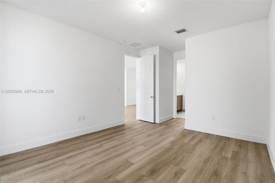 Spacious, unfurnished interior of a new home in , Ave Maria (Image 23).