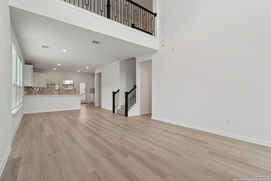 Spacious, unfurnished interior of a new home in Royal Crest, San Antonio (Image 46). Spacious, unfurnished interior of a new home in Royal Crest, San Antonio (Image 46).