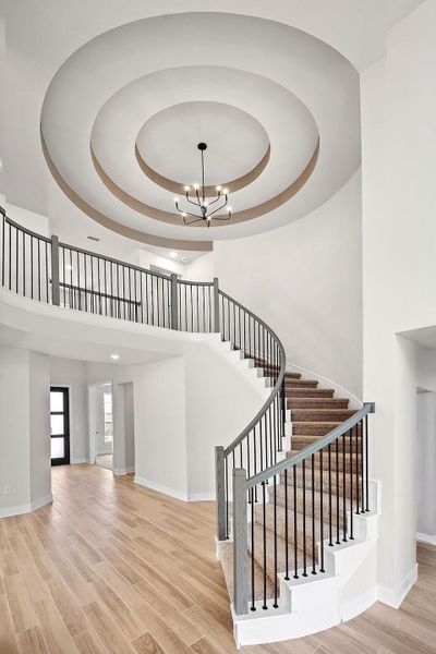 Spacious, unfurnished interior of a new home in Lakeside at Tessera - 50', Lago Vista (Image 13).