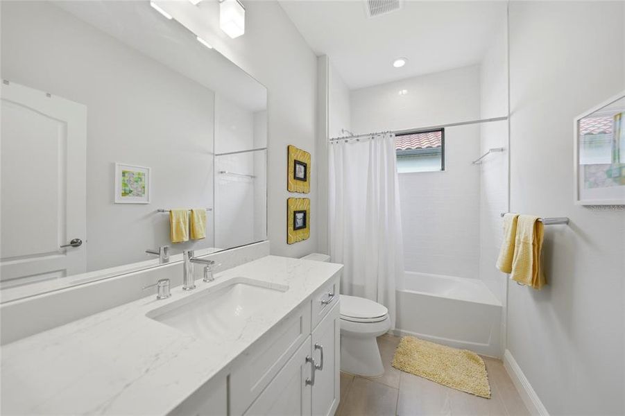 Furnished interior view inside a new home in , Englewood (Image 27).