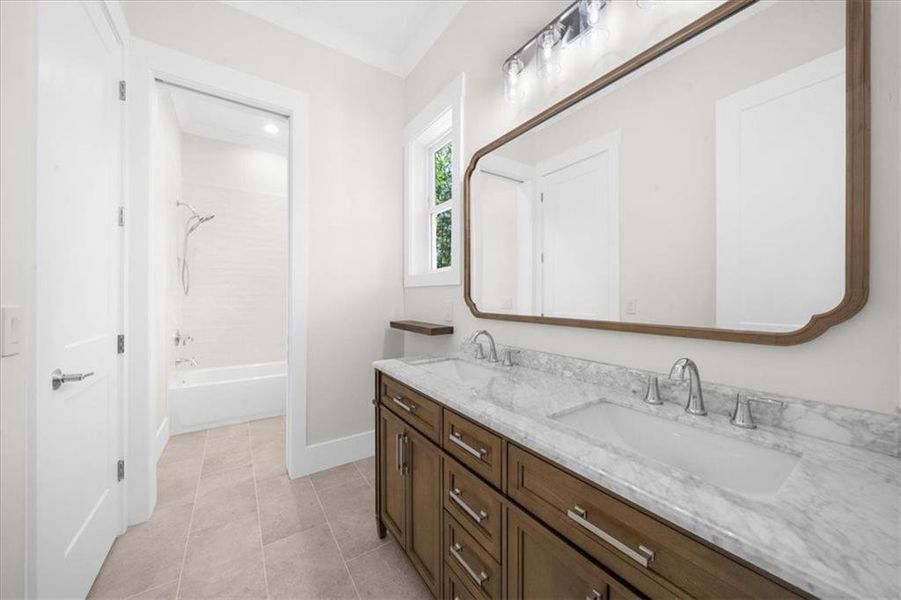 Furnished interior view inside a new home in , Gainesville (Image 33).