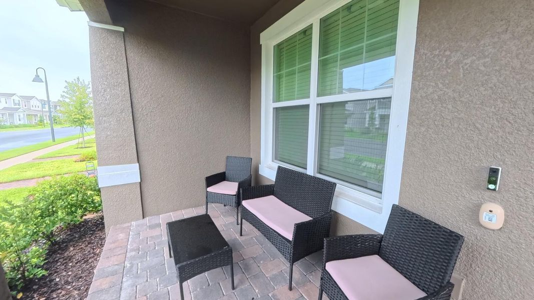 Furnished interior view inside a new home in , Winter Garden (Image 10).