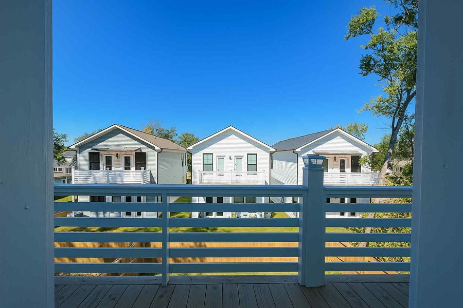 Image 33 of a home in .