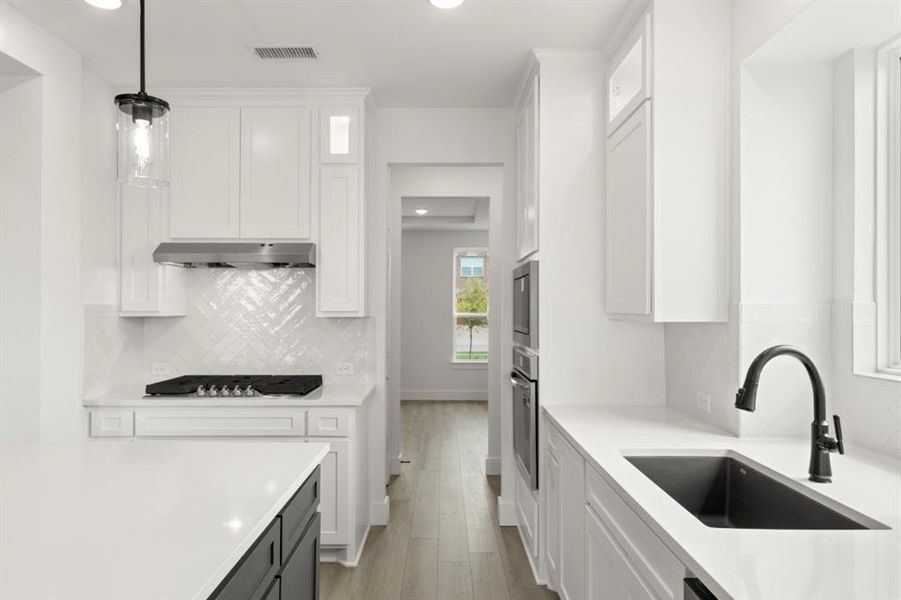 Furnished interior view inside a new home in Grayhawk Addition, Forney (Image 9).