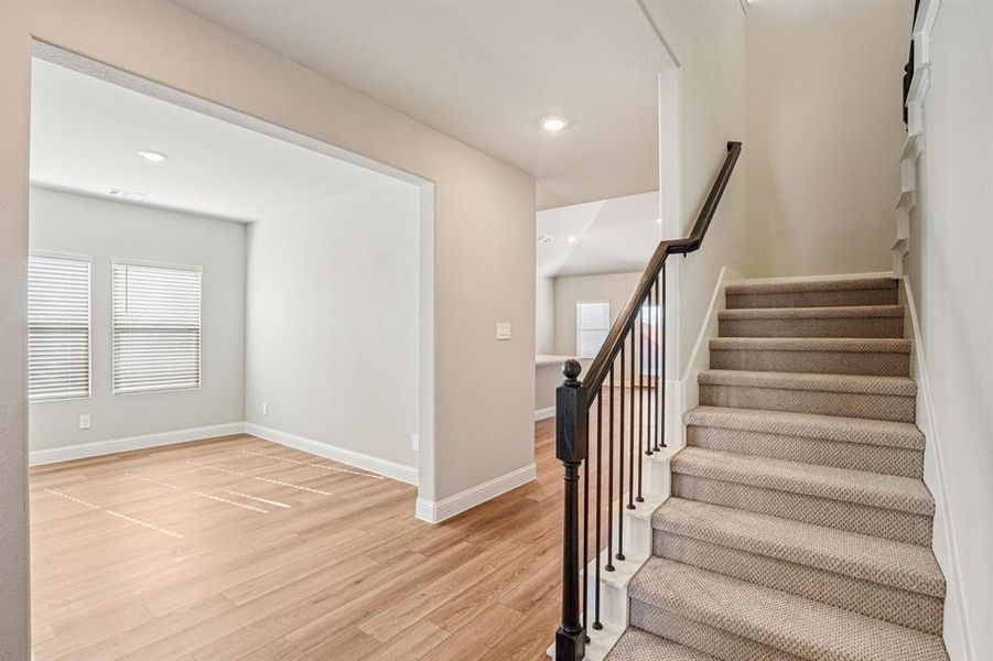 Spacious, unfurnished interior of a new home in Windmore, Princeton (Image 25).