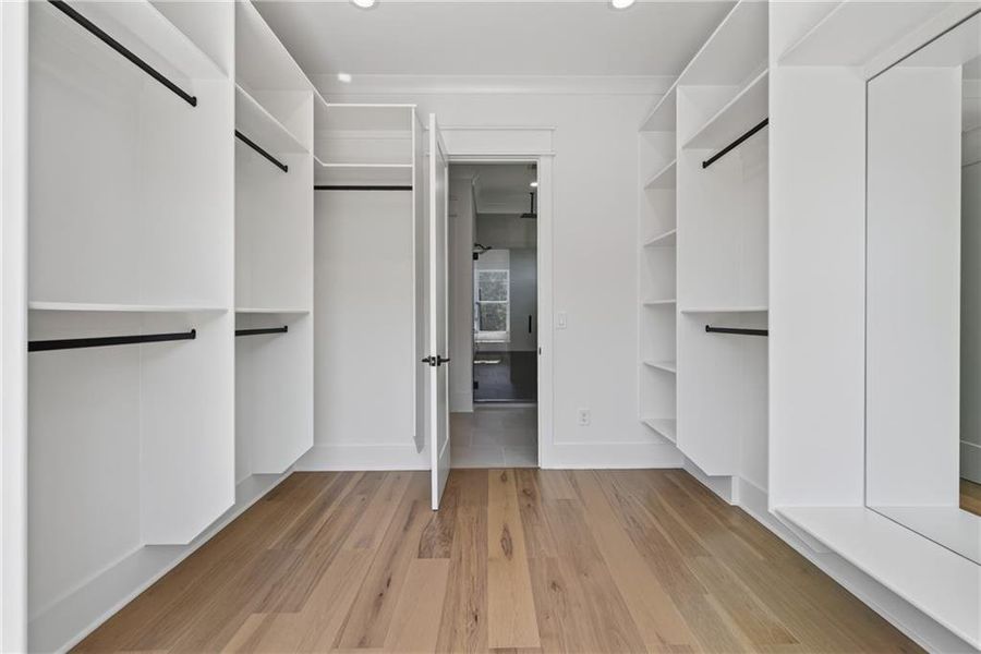 Spacious, unfurnished interior of a new home in , Dacula (Image 86).