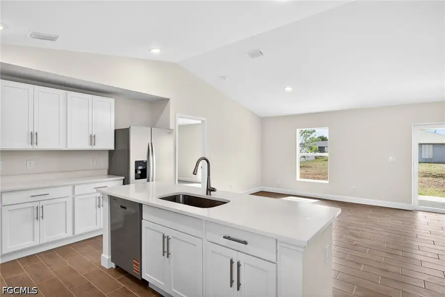 Furnished interior view inside a new home in Cape Coral, Cape Coral (Image 11).