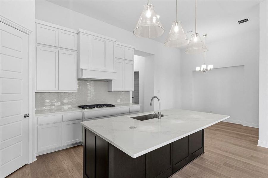 DAL_Painted Tree_Concord_3913 Attwater Street (11) DAL_Painted Tree_Concord_3913 Attwater Street (11)