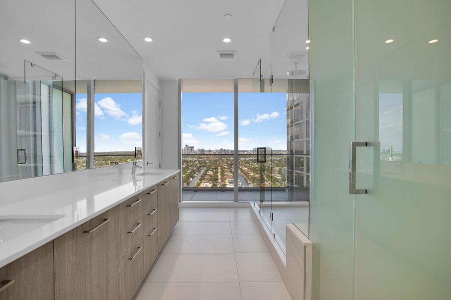 Owner's Bath Owner's Bath