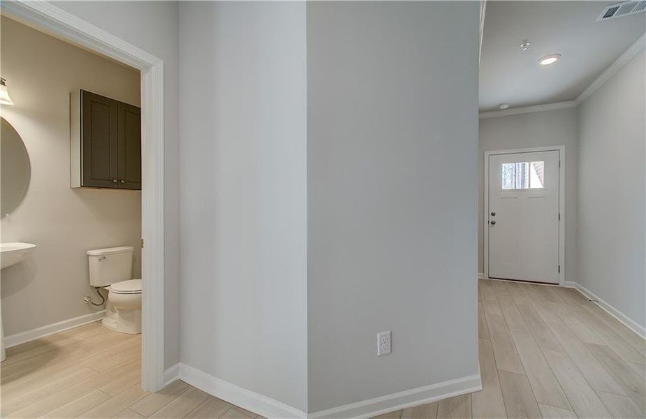 Spacious, unfurnished interior of a new home in Auburn Ridge, Riverdale (Image 22).
