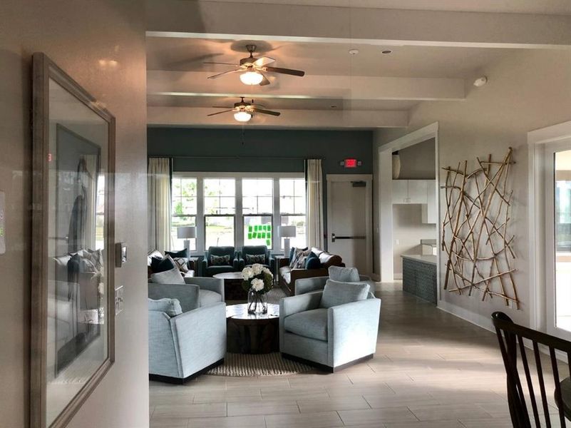 Image 5 of a home in Lakes Of Savannah: Colonial & Cottage Collections.