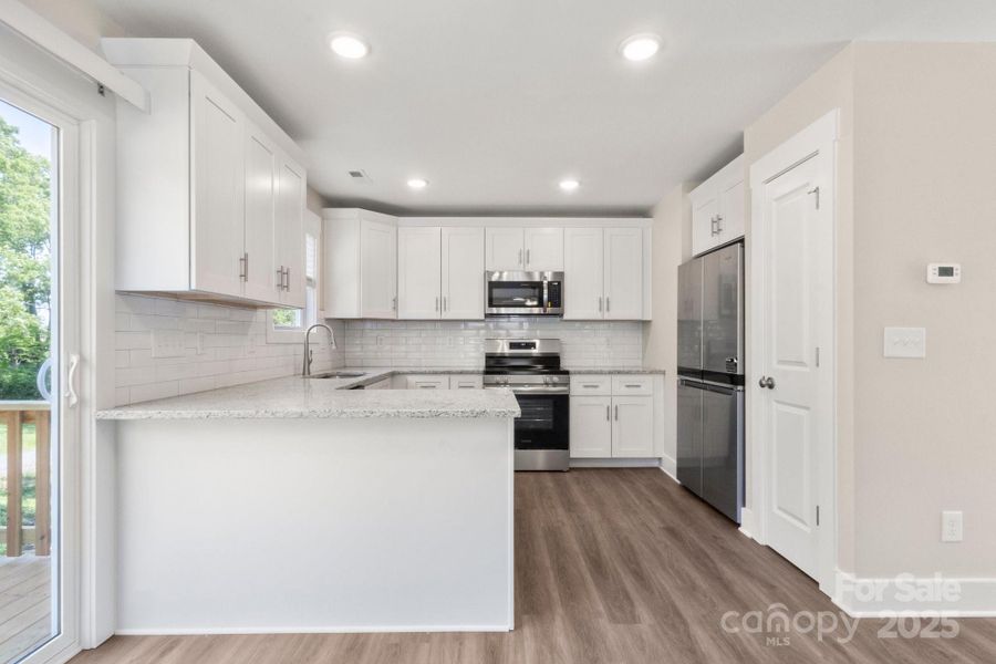 Plenty of cabinets