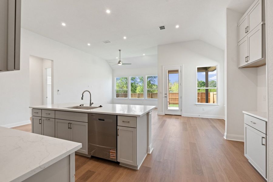 Furnished interior view inside a new home in Persimmon, Buda (Image 10).