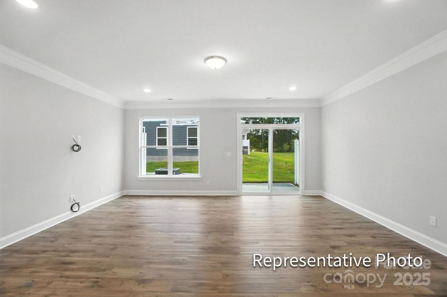 Spacious, unfurnished interior of a new home in Harrisburg Village Townhomes, Harrisburg (Image 31).