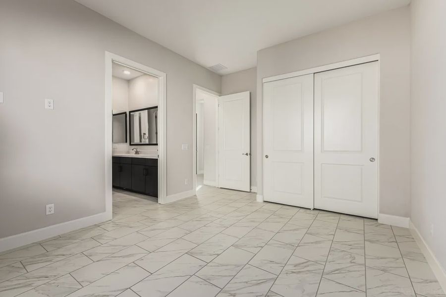 Spacious, unfurnished interior of a new home in Bellero Estates, Queen Creek (Image 27). Spacious, unfurnished interior of a new home in Bellero Estates, Queen Creek (Image 27).