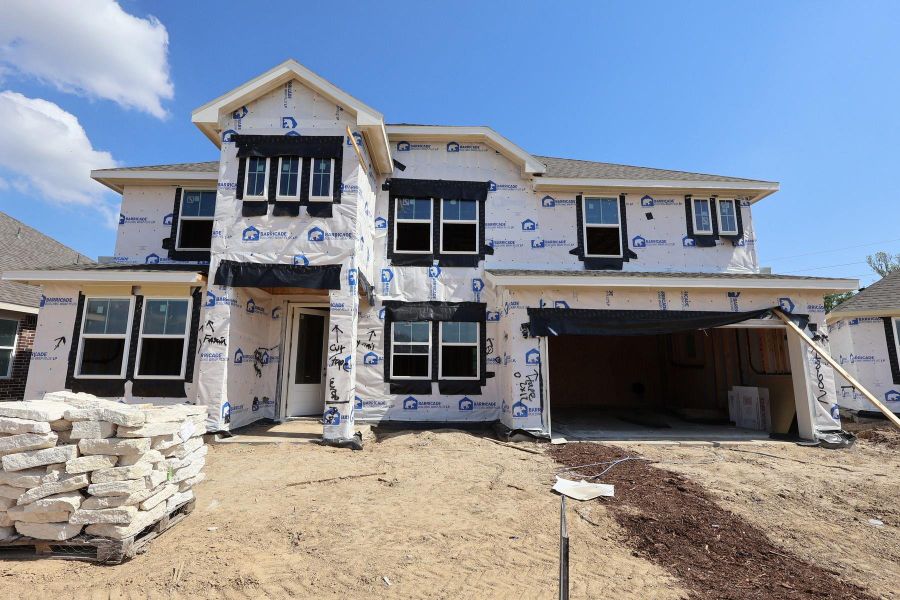 Two story home with 4 beds, 3.5 baths, and 2 car garage Two story home with 4 beds, 3.5 baths, and 2 car garage