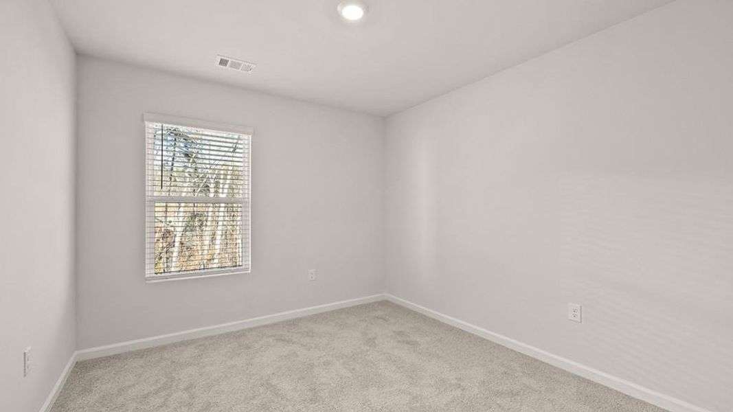Spacious, unfurnished interior of a new home in Mountain Park, Dahlonega (Image 25).