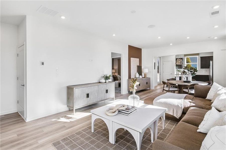 Furnished interior view inside a new home in Sun City Peachtree, Griffin (Image 24). Furnished interior view inside a new home in Sun City Peachtree, Griffin (Image 24).