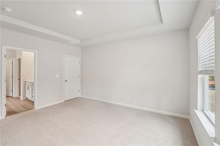 Spacious, unfurnished interior of a new home in Westmont Preserve, Powder Springs (Image 21).