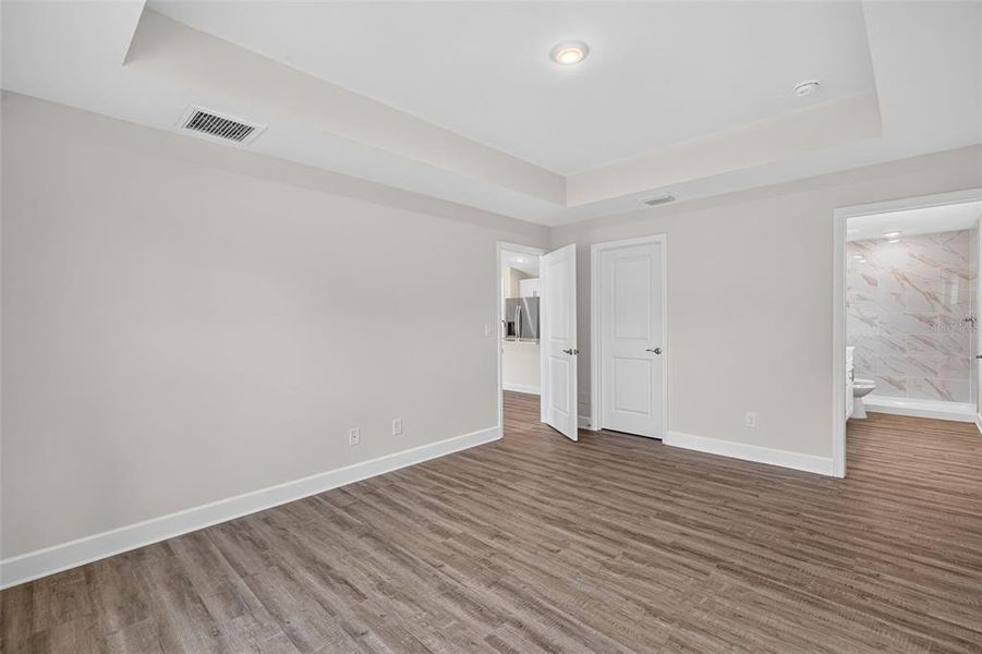 Spacious, unfurnished interior of a new home in , Port Charlotte (Image 20). Spacious, unfurnished interior of a new home in , Port Charlotte (Image 20).