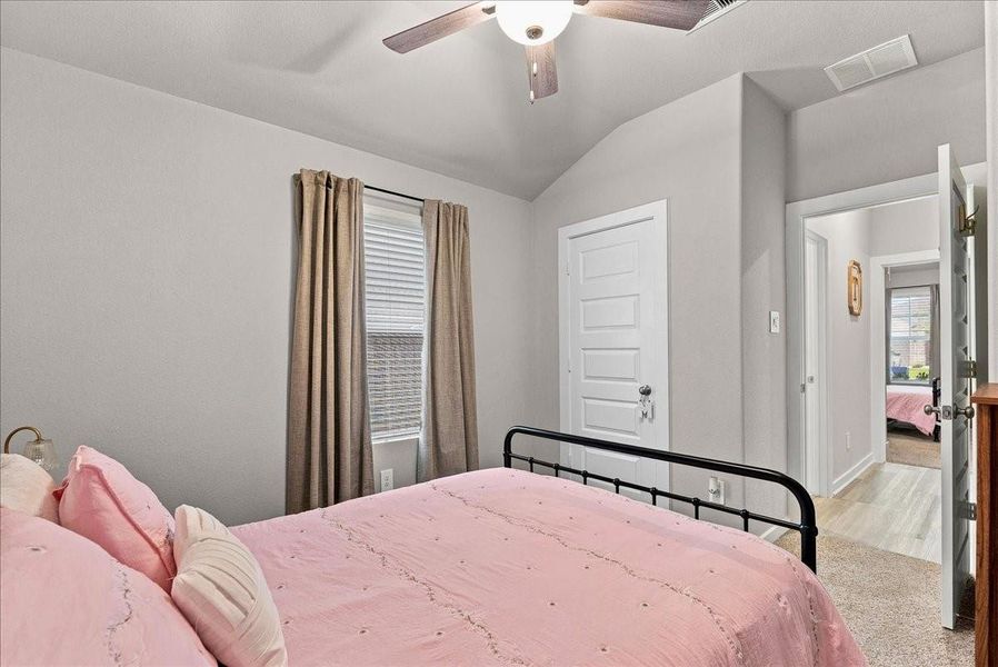 Furnished interior view inside a new home in , Texas City (Image 27). Furnished interior view inside a new home in , Texas City (Image 27).