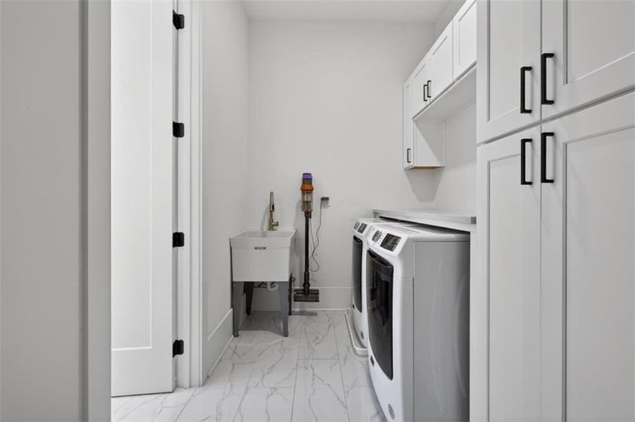 Furnished interior view inside a new home in Town Farms, Peachtree Corners (Image 64).
