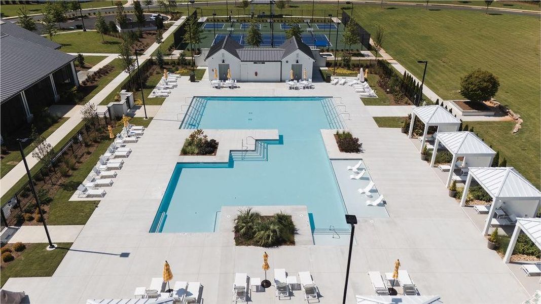 Image 47 of a home in Soleil Belmont Park.