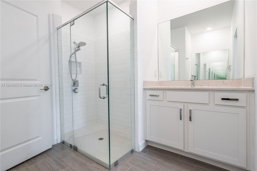 Furnished interior view inside a new home in , Loxahatchee (Image 5).