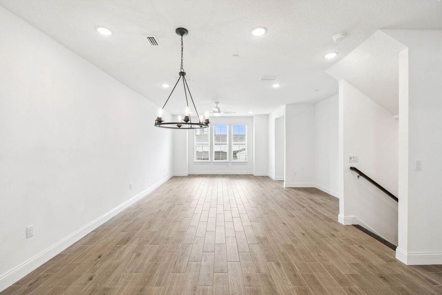 Dining Area Dining Area