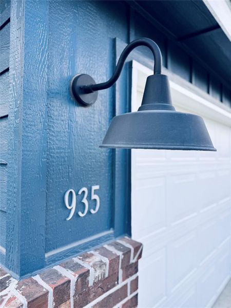 Close-up of interior finishes inside a home in Santa Fe, Cleveland (Image 11). Close-up of interior finishes inside a home in Santa Fe, Cleveland (Image 11).