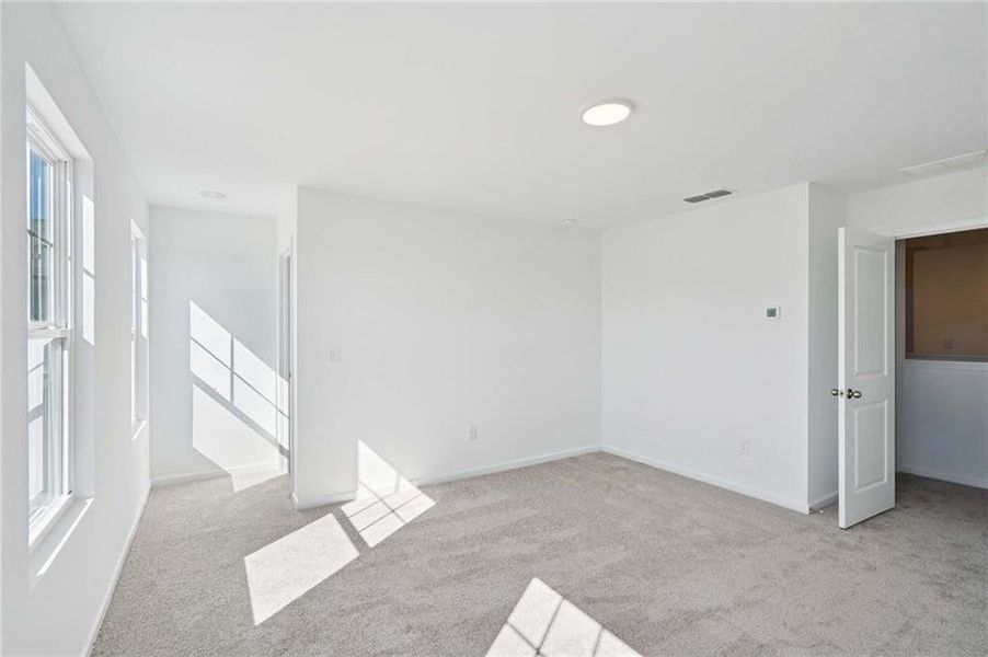 Spacious, unfurnished interior of a new home in Leydenview, Mableton (Image 50).