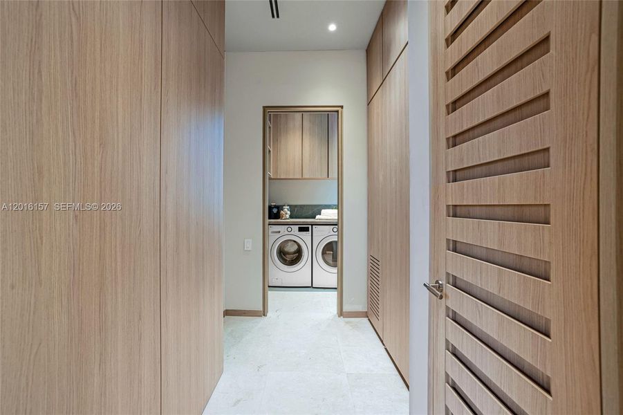 Image 84 of a home in .