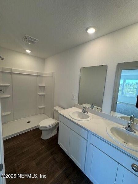 Furnished interior view inside a new home in The Landing, Middleburg (Image 15). Furnished interior view inside a new home in The Landing, Middleburg (Image 15).