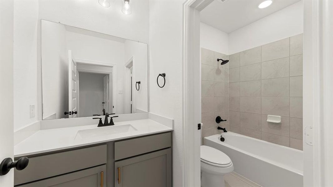 06. 1642 Gracehill - 2ND Bath