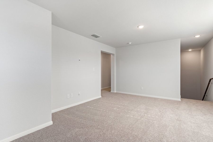 Spacious, unfurnished interior of a new home in Sage Hollow, Kyle (Image 12). Spacious, unfurnished interior of a new home in Sage Hollow, Kyle (Image 12).