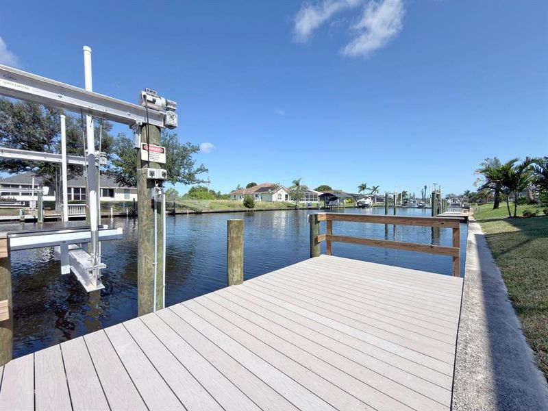 Community amenities in , Port Charlotte (Image 52). Community amenities in , Port Charlotte (Image 52).