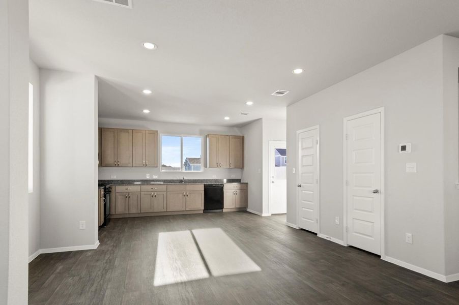 Furnished interior view inside a new home in Harvest Ridge, Elgin (Image 7).