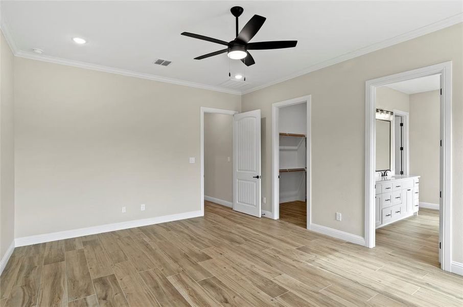 Spacious, unfurnished interior of a new home in , Reno (Image 25).