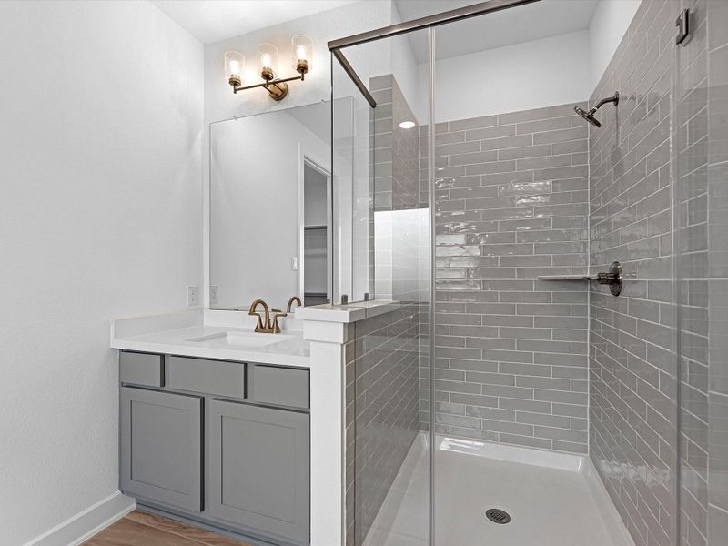 Representative image. Features, specifications, selections and colors may vary.