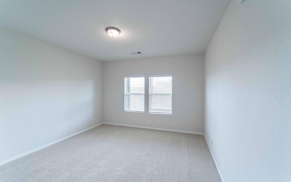 Spacious, unfurnished interior of a new home in Colony at Pinehurst, Pinehurst (Image 13).