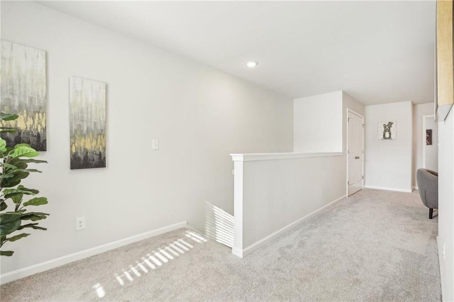 Spacious, unfurnished interior of a new home in Fairview Lake, Conyers (Image 23).