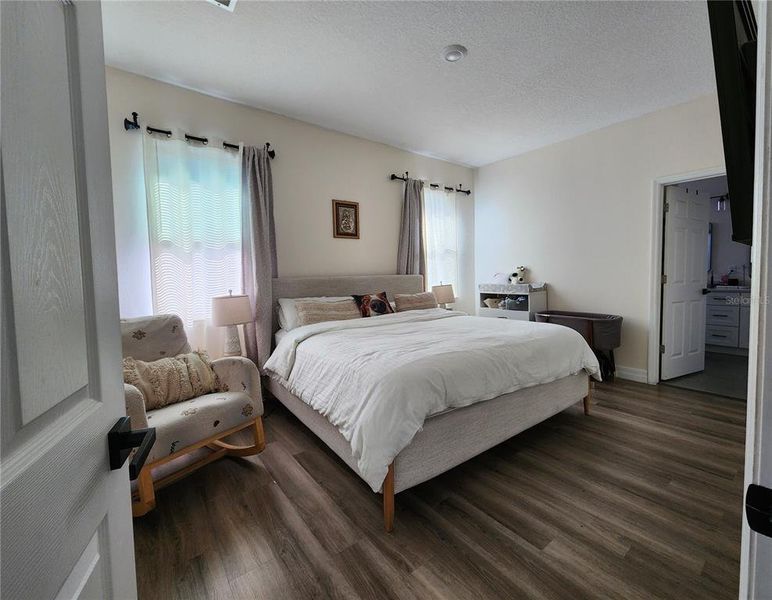 Furnished interior view inside a new home in , Ocala (Image 13).