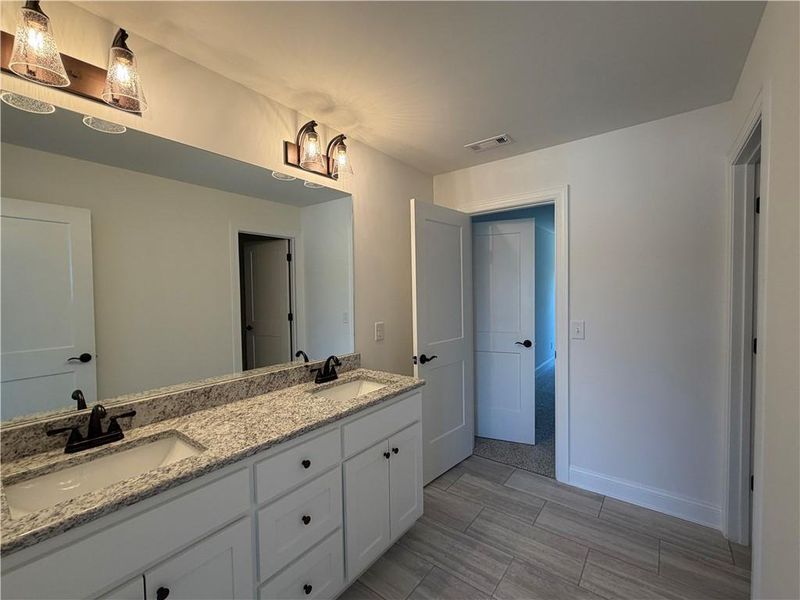 Furnished interior view inside a new home in , Jefferson (Image 6).
