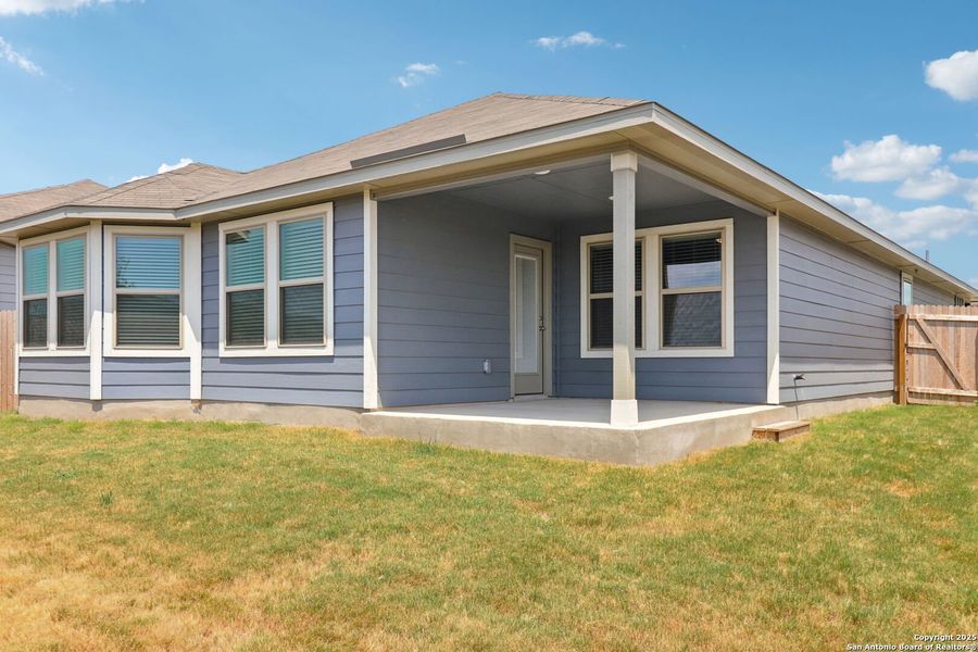 Front exterior of a new home in , San Antonio, TX, highlighting curb appeal (Image 25). Front exterior of a new home in , San Antonio, TX, highlighting curb appeal (Image 25).