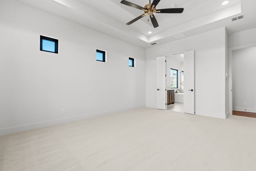 Spacious, unfurnished interior of a new home in Eagles Bluff, Hudson Oaks (Image 39). Spacious, unfurnished interior of a new home in Eagles Bluff, Hudson Oaks (Image 39).